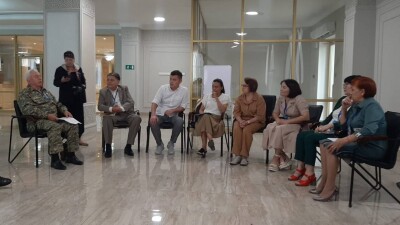 Оралда БАҚ пен үкіметтік емес ұйымдар ынтымақтастығын арттыру мәселесі талқыланды