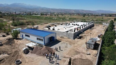 У 70% жителей микрорайона Акжар наконец появилась вода. Аким посетил насосную станцию