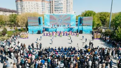 В Атырау отметили День единства народа Казахстана