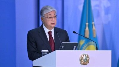 Касым-Жомарт Токаев провёл встречу с общественностью города Шымкента