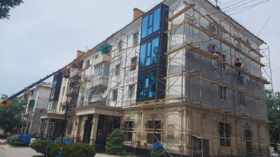 Таразда көпқабатты үйлердің қасбеті қайта жаңғыртылуда