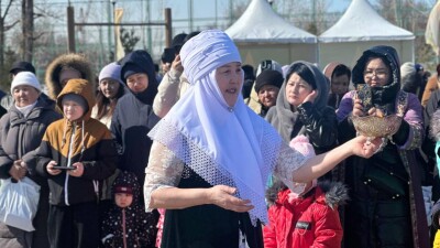 Празднование Наурыза в Астане: массовые гулянья проходят в районе Сарыарка