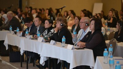 "Нужна интеграция в международное сообщество". О чём говорили регуляторы и представители фармотрасли на встрече в Алматы