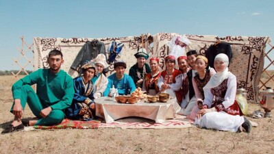 Ақжайықта "Бастаңғы" ұйымдастырған жастар көне дәстүрді жаңғыртты