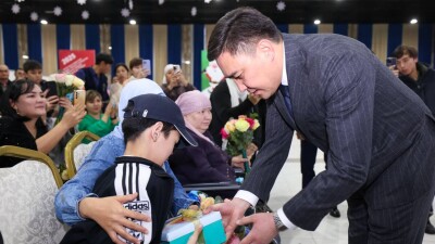 Ключи от счастья: в Шымкенте 183 семьи отметили новоселье в рамках государственной программы