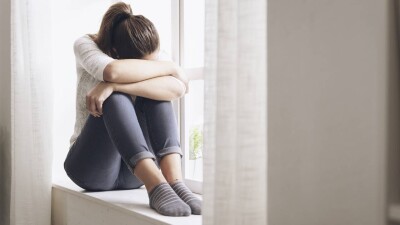 Профилактика на грани жизни: как общество борется с суицидальными мыслями