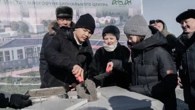 Семейде болашақ оқушылар сарайының құрылыс алаңына уақыт капсуласы салынды