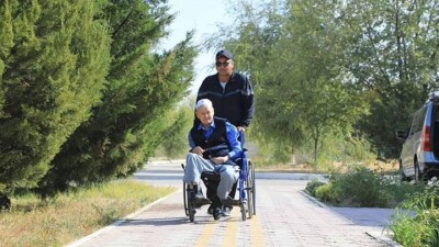 Туркестанская область: арысские граждане с ограниченными возможностями пользуются услугами инватакси