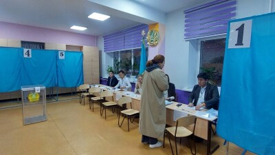 Алматинцы голосуют за нового депутата маслихата вместо выбывшего