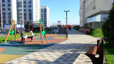 Общественное пространство с игровыми зонами построили в Наурызбайском районе Алматы