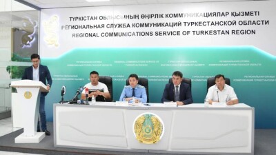 Аким Туркестана: требования строителей должны решаться в суде, а не на митингах