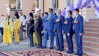 Туркестан: 500 учащихся Сауранского района пошли в новую школу