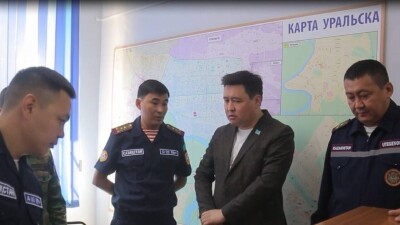 Мәжіліс депутаты БҚО өрт сөндірушілерінің жұмысымен танысты