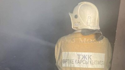 Пожар в Жетысае. Обстоятельства возгорания на рынке "Кулпаршын" выясняются