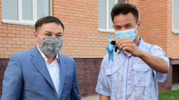 С новосельем! 68 акмолинцев получили ключи от квартир