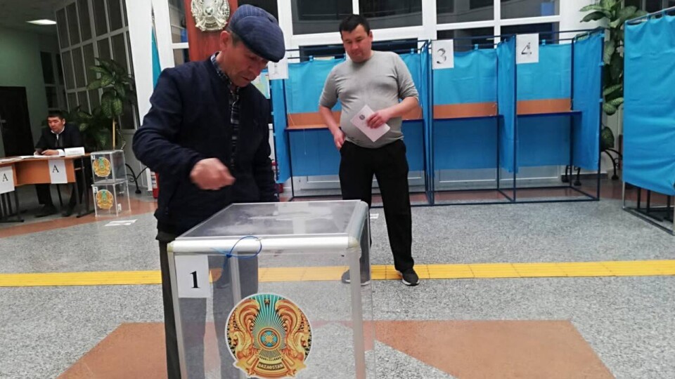 Шымкентте сайлаушыларға наурыз көже таратылды