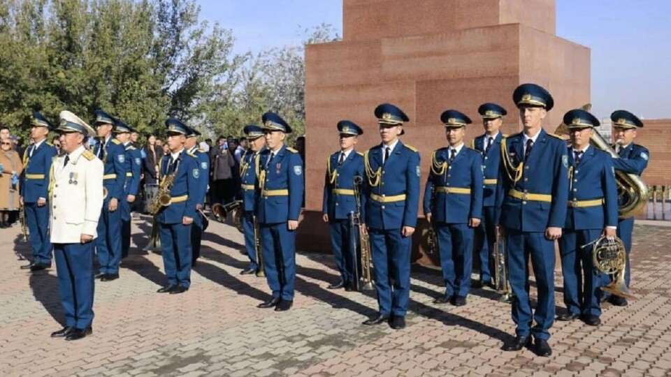 День Республики в Шымкенте: ярко, торжественно, красиво