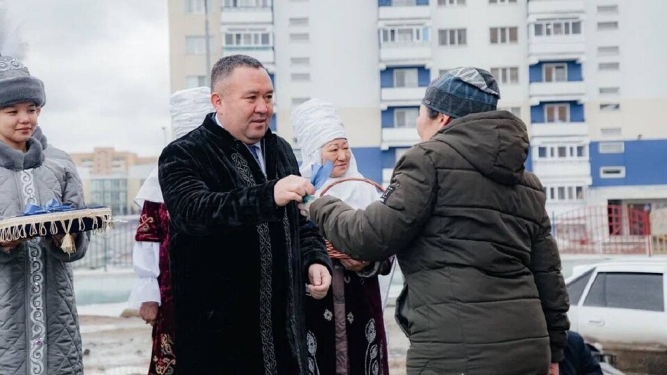 Ключи от квартир вручили 77 семьям в Семее