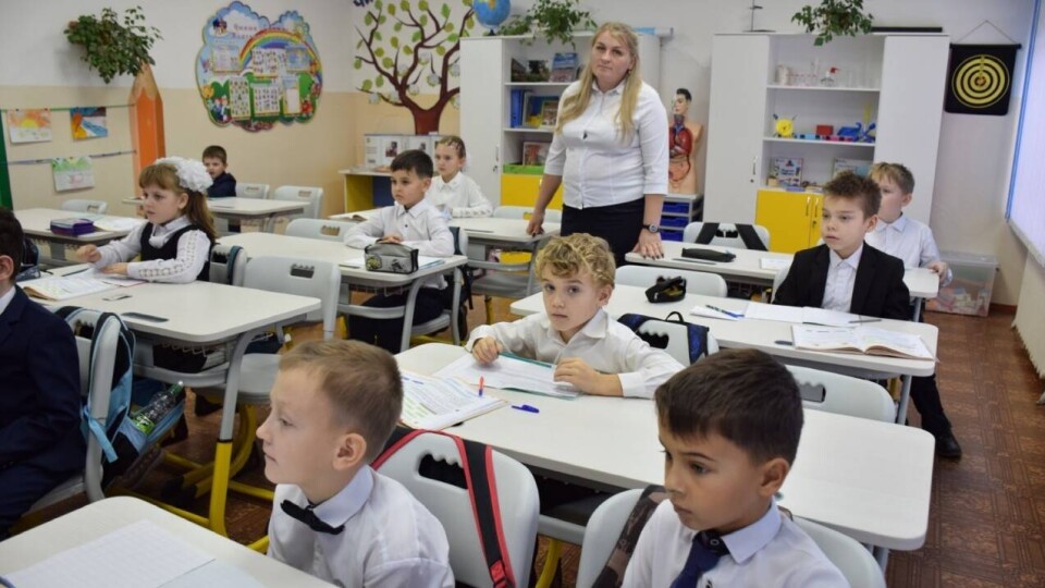 Собственная лаборатория и телестудия появились в сельской школе  Костанайской области