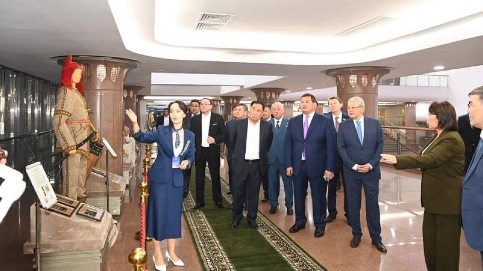 Алматыда "Сыр өңірі – түркі өркениетінің алтын бесігі" көрмесі ашылды