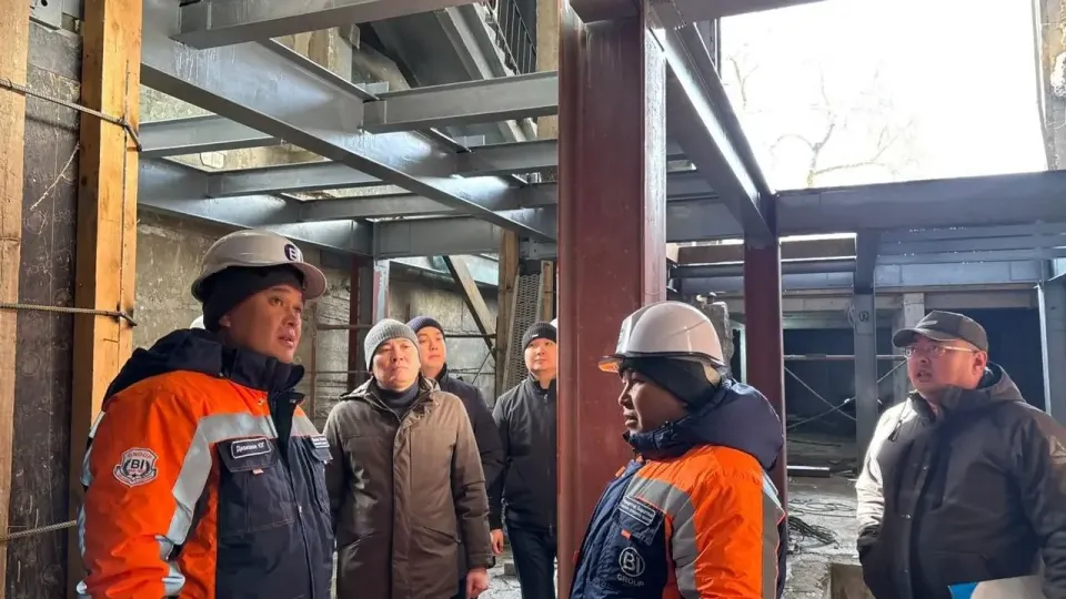 Заместитель акима Алматы поручил усилить контроль за качеством работ на объектах строительства