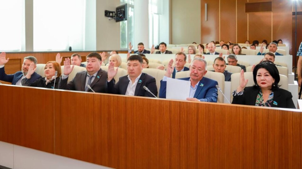 В ВКО на очередной сессии маслихата подвели итоги социально-экономического развития области