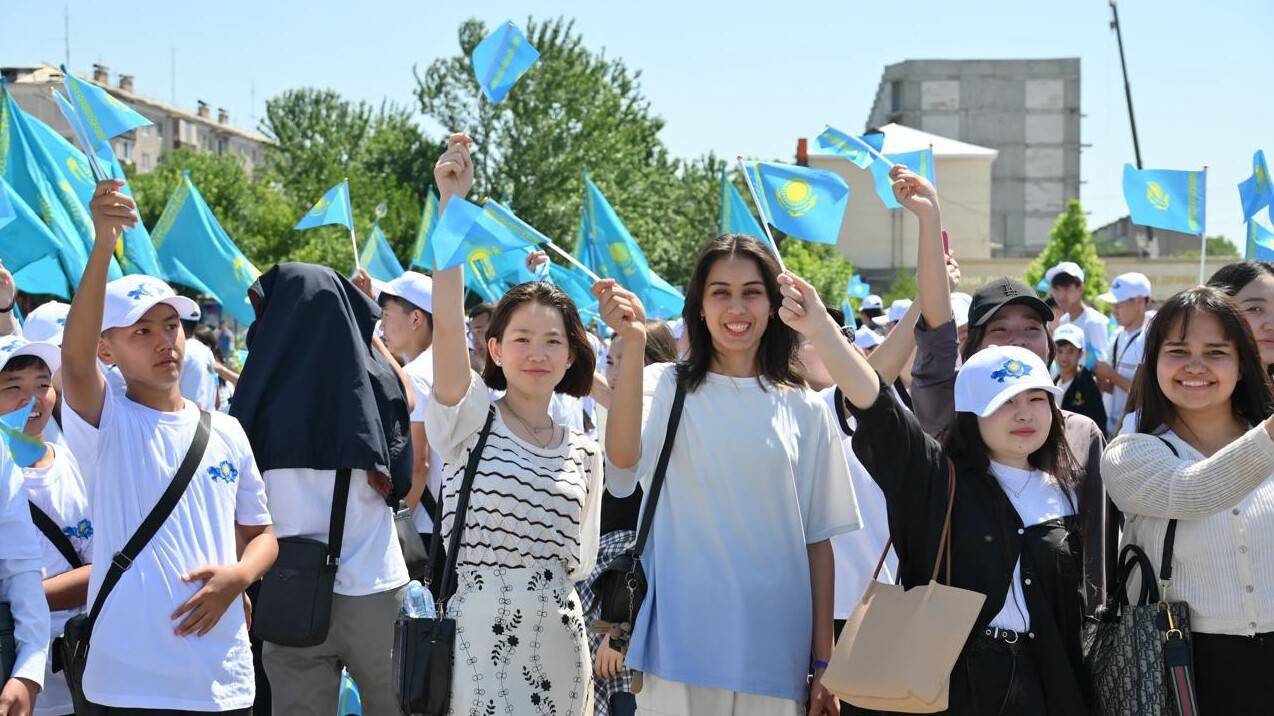 В Шымкенте отметили День государственных символов