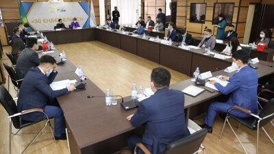 Федерация профсоюзов впервые выбрала 30 послов труда. Что это за проект и кто стал победителем