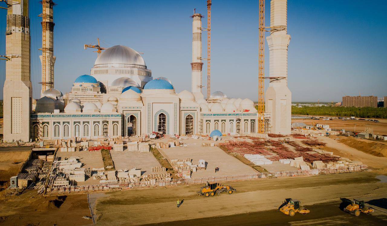 Астана самая большая мечеть. Главная мечеть Астаны. Центральная мечеть (Астана).
