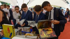 В Алматы проходит книжная выставка-ярмарка "Алматы кітап жәрмеңкесі"