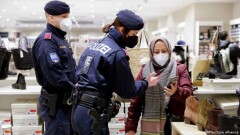 В Австрии вступил в силу закон об обязательной вакцинации от коронавируса