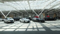 В Алматы открыли крупнейший в Центральной Азии многофункциональный автоцентр