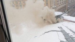 Дым из-под купола: в Москве горит Театр сатиры