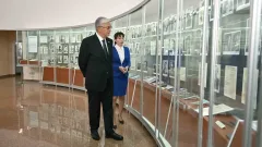 Президент осмотрел музей "АЛЖИР"