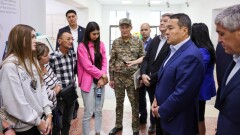 Алихан Смаилов на шахте "Карагандинская" встретился с семьями погибших шахтёров