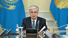 Президент наградил известных учёных