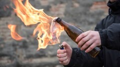 В Жамбылской области задержали мужчину, который раздавал бутылки с зажигательной смесью митингующим