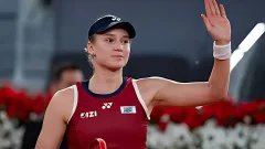 Рыбакина стартовала с убедительной победы на тысячнике в Риме