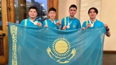 Премии до 4,5 млн тенге и гранты на обучение в вузах получат призёры международных школьных олимпиад