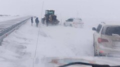 На пяти участках республиканских трасс ограничили движение из-за непогоды