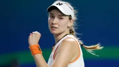 Елена Рыбакина стартовала с победы на Итоговом турнире WTA