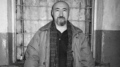 Родители погибшего полицейского просили генпрокурора РК не отпускать Арона Атабека на свободу