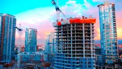 Жилые комплексы незаконно строят в Астане