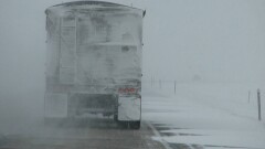 В ЗКО из-за погоды ограничили движение на двух участках дорог