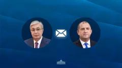 Касым-Жомарт Токаев поздравил Румена Радева с победой на парламентских выборах в Болгарии
