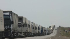 В Минфине прокомментировали скопление машин на границе России и Казахстана в Костанайской области