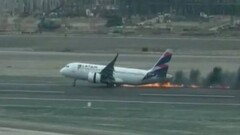 В Перу самолёт при взлёте столкнулся с пожарной машиной, погибли два человека
