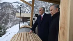 Президенты Казахстана и Узбекистана осмотрели горнолыжный кластер Алматы