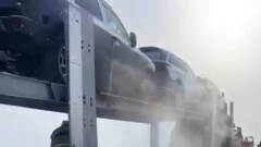 Автовоз загорелся на трассе в Жамбылской области, водитель успел спасти три автомобиля