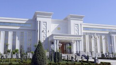 В Туркменистане упразднили верхнюю палату парламента